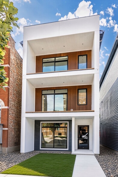 2917 Arthington st, Chicago, IL for sale - Primary Photo - Image 1 of 9