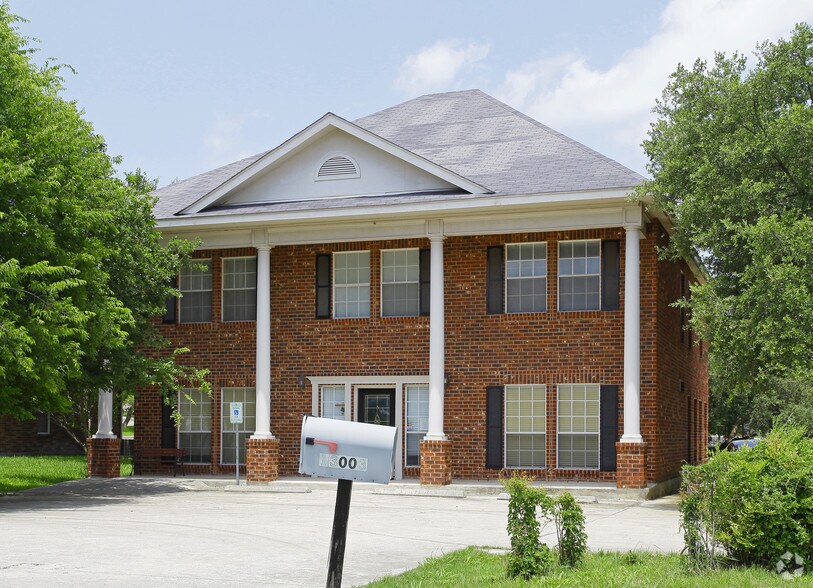 13003 Jones Maltsberger Rd, San Antonio, TX à louer - Photo principale - Image 1 de 36