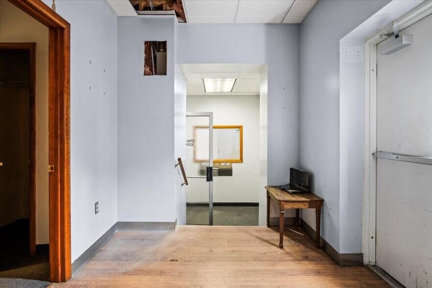 373 High St, Wilkes Barre, PA à louer - Photo du bâtiment - Image 2 de 113