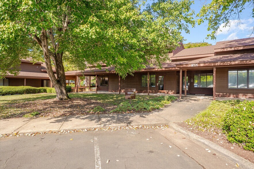 1904 Front St, Durham, NC à louer - Photo du bâtiment - Image 2 de 31