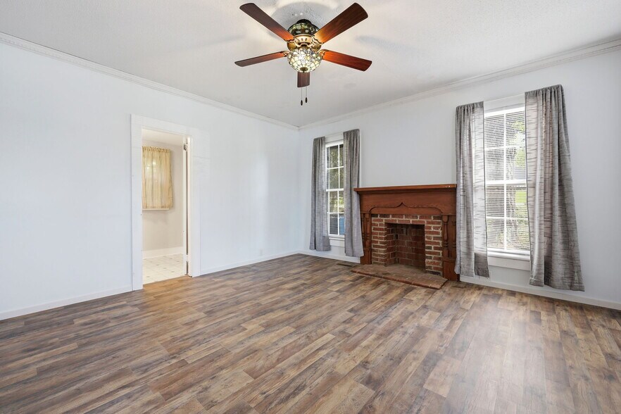 206 Dowd St, Carthage, NC à vendre - Photo du bâtiment - Image 3 de 23