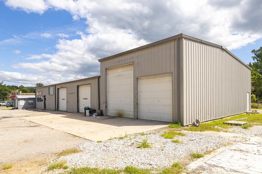 9110 Baker Hwy, Huntsville, TN for lease - Primary Photo - Image 1 of 1