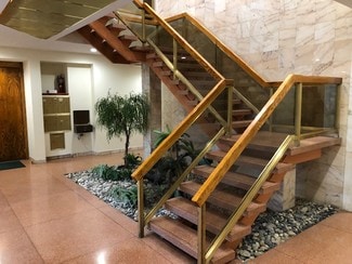 Plus de détails pour 5 Schuman Rd, Millwood, NY - Bureau à louer