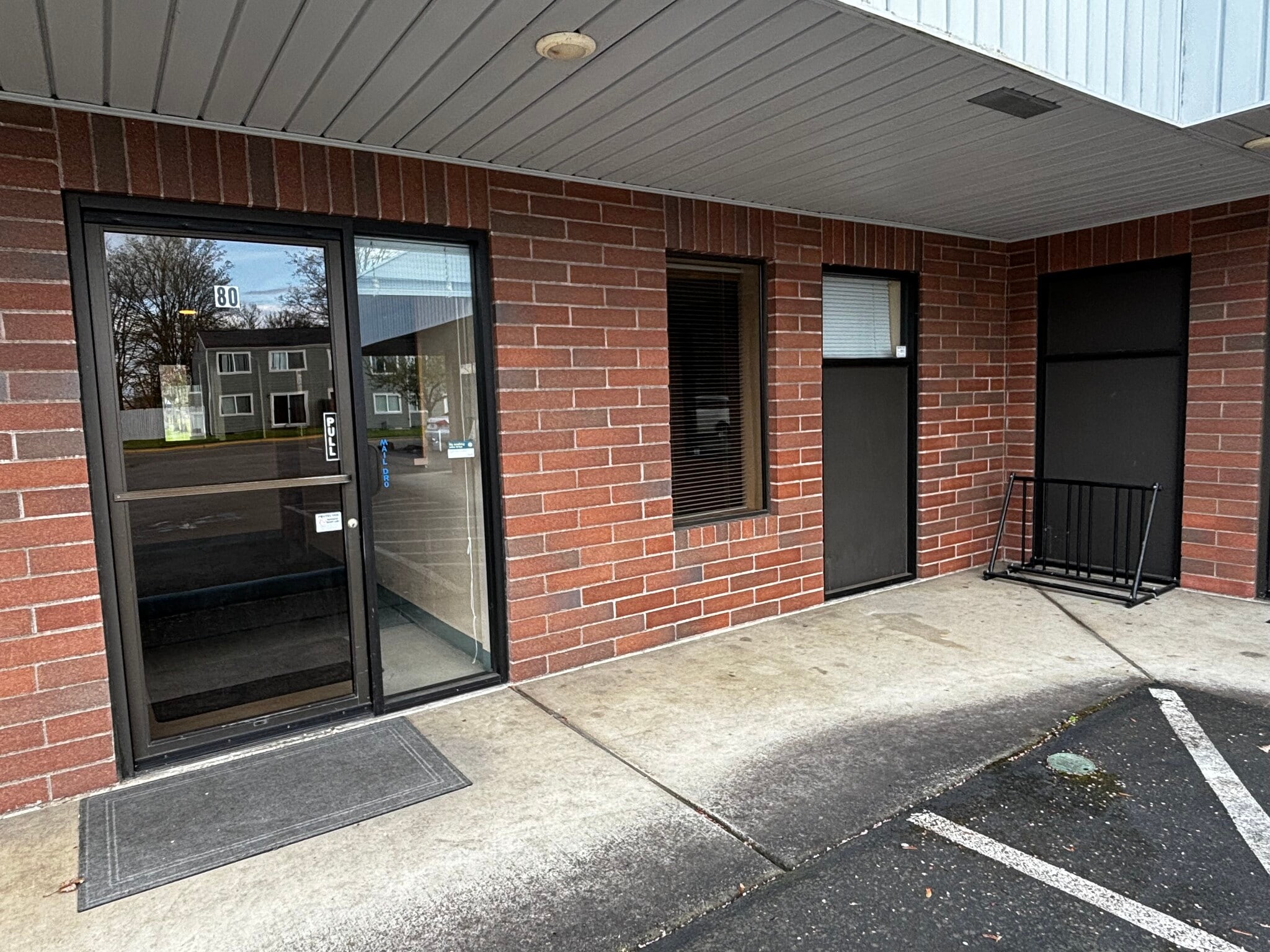 90 Market St, Lebanon, OR à louer Photo intérieure- Image 1 de 11