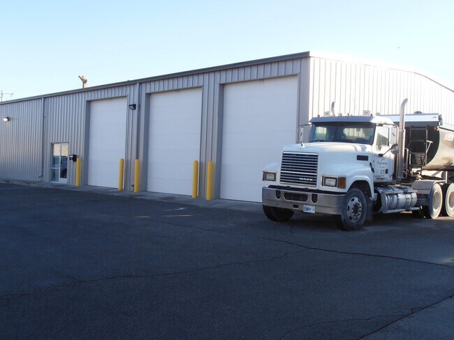 Plus de détails pour 9930 Express Dr, Highland, IN - Industriel à louer