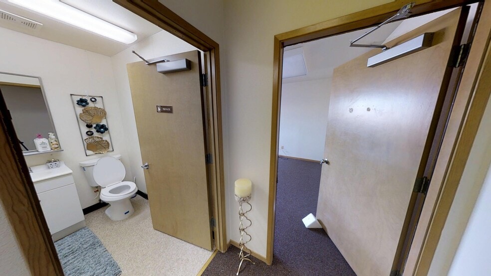 270-276 N 5th St, Coalinga, CA for sale - Building Photo - Image 2 of 14