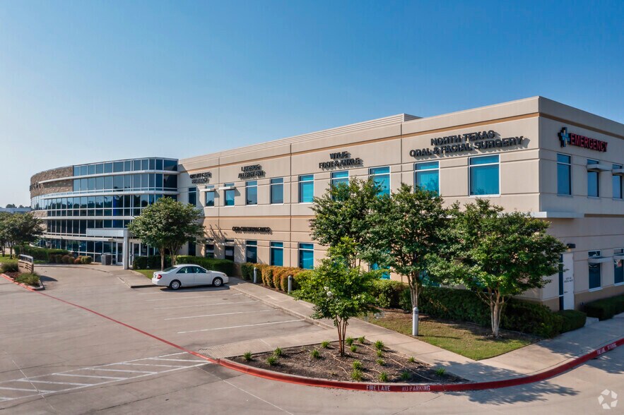2300 W FM 544, Wylie, TX à louer - Photo du bâtiment - Image 3 de 9