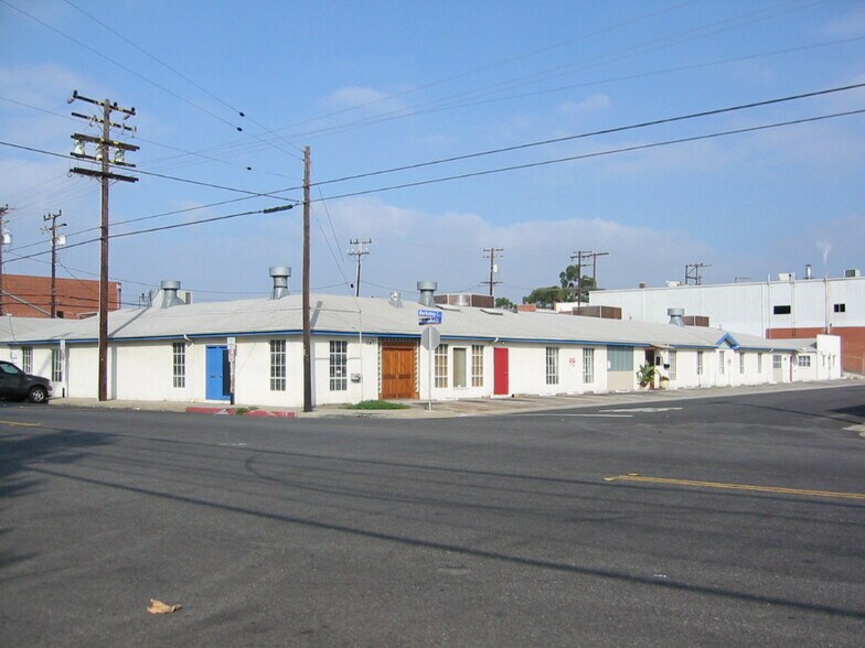 1748-1758 Berkeley St, Santa Monica, CA à louer - Photo du bâtiment - Image 1 de 4