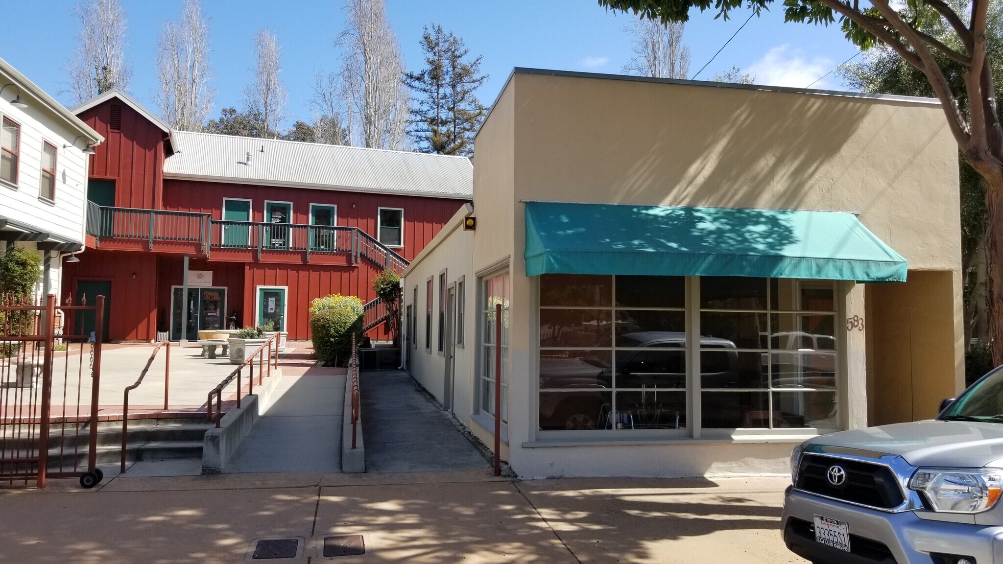 583 Dana St, San Luis Obispo, CA à louer Photo du bâtiment- Image 1 de 19