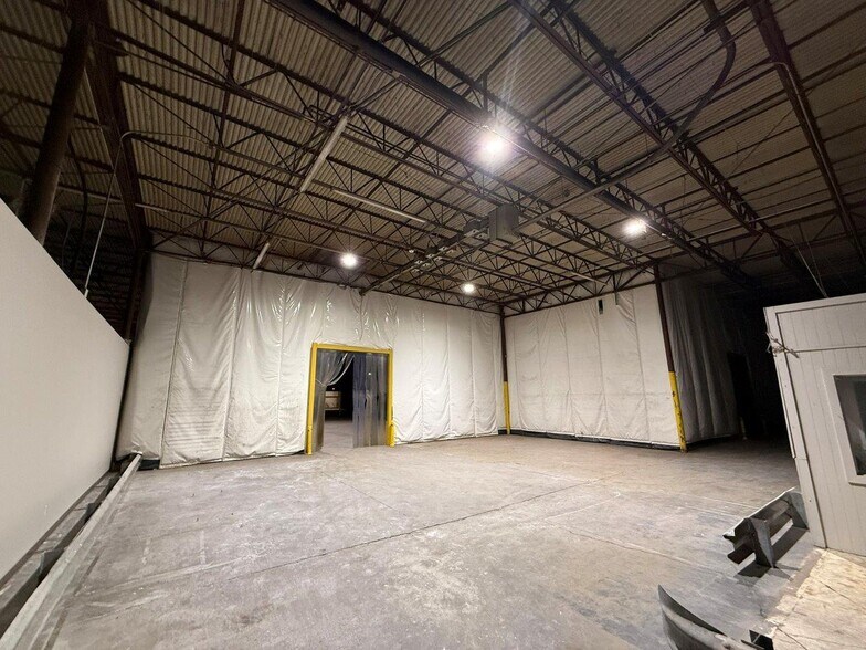 1604 E Whaley St, Longview, TX à louer - Photo du bâtiment - Image 2 de 24