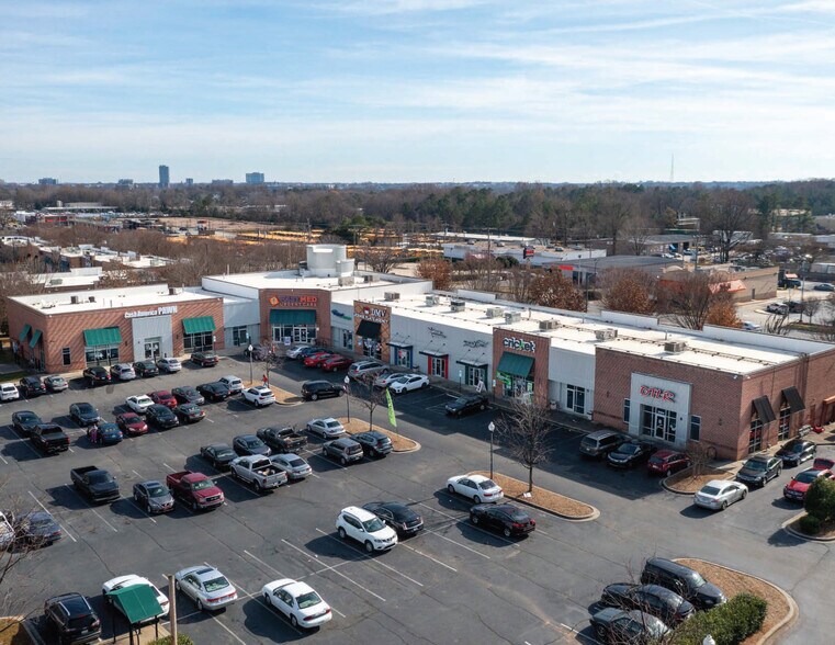 Wilkinson Blvd, Charlotte, NC à louer - Photo du bâtiment - Image 3 de 5