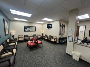 603 N Progress Ave, Siloam Springs, AR à louer Photo intérieure- Image 1 de 7