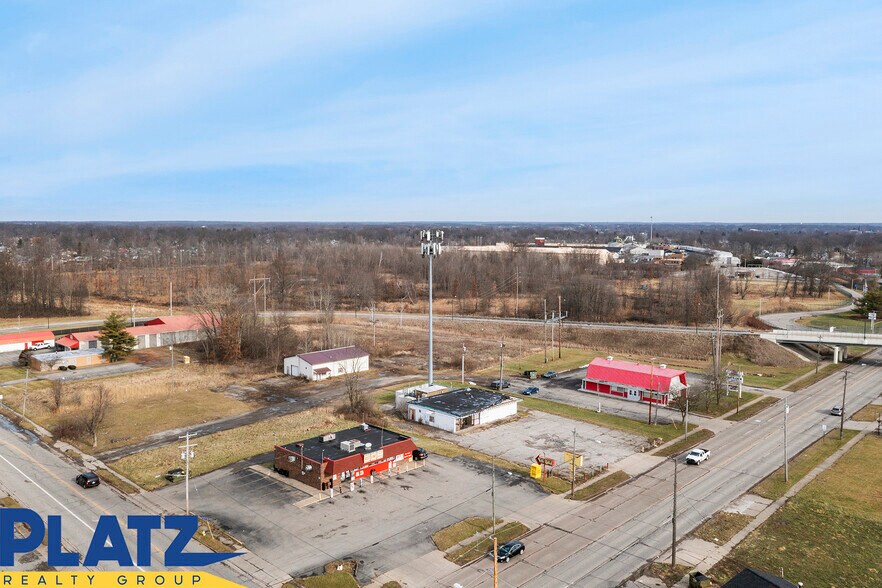 2640 W Market St, Warren, OH à vendre - Photo du bâtiment - Image 2 de 9