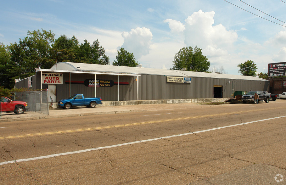 950 S Gallatin St, Jackson, MS for lease - Primary Photo - Image 1 of 24