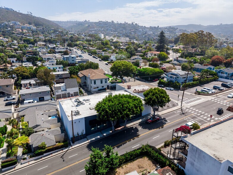 570-574 S Coast Hwy, Laguna Beach, CA à louer - Photo du bâtiment - Image 3 de 33