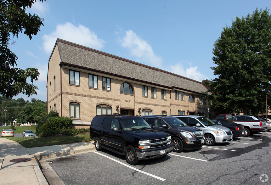 7201-7211 Hanover Pky, Greenbelt, MD à vendre - Photo principale - Image 1 de 1