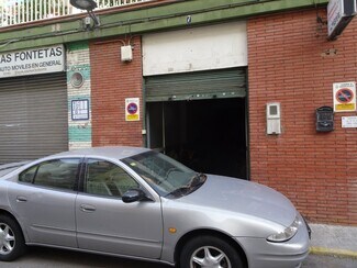 Plus de détails pour Multi-résidentiel à vendre