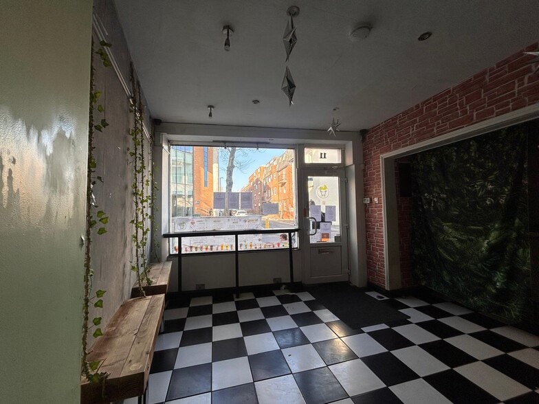 11 Church St, Brighton à louer - Photo intérieure - Image 2 de 5