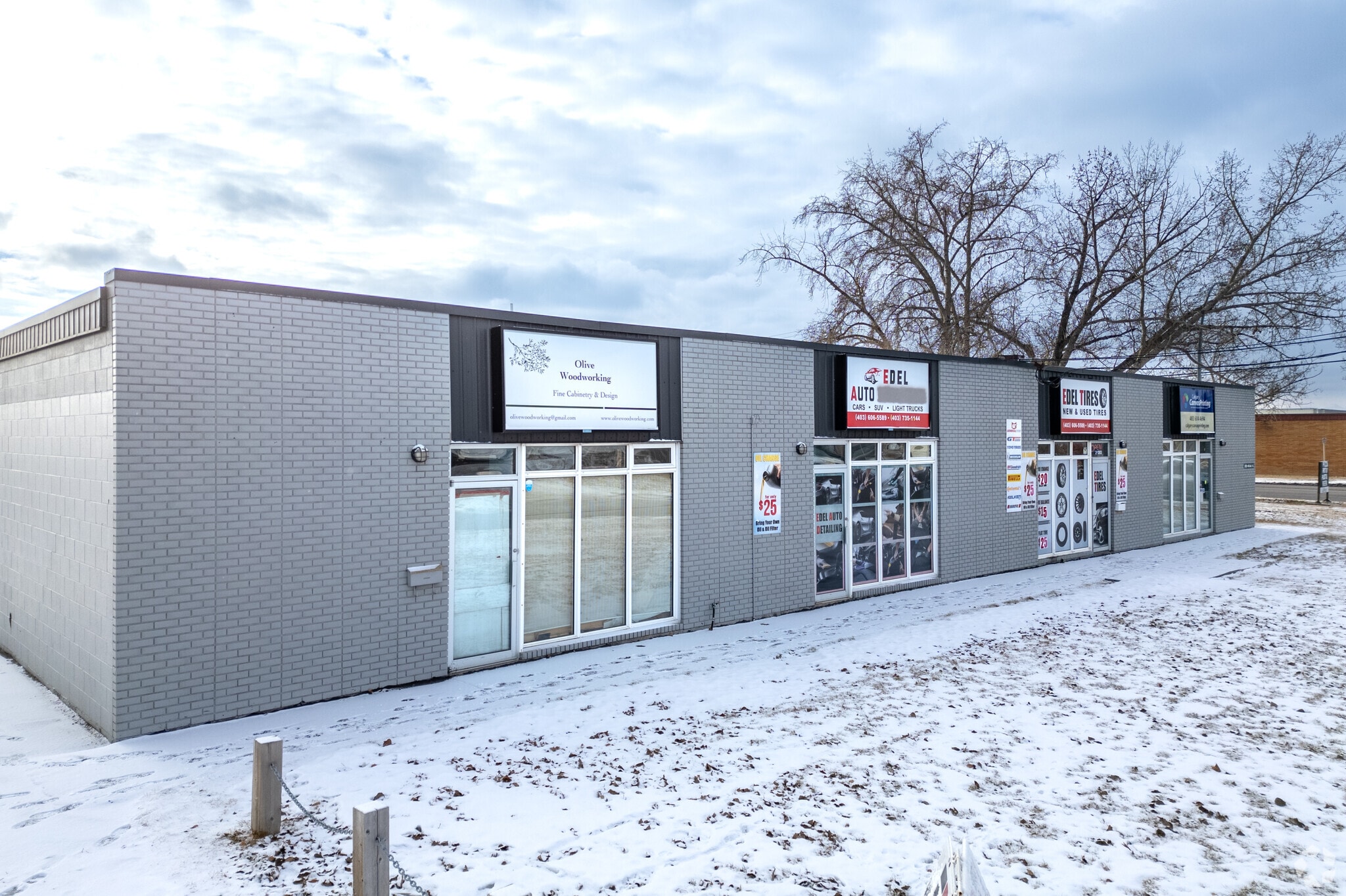 1303 45th Ave NE, Calgary, AB for sale Primary Photo- Image 1 of 1