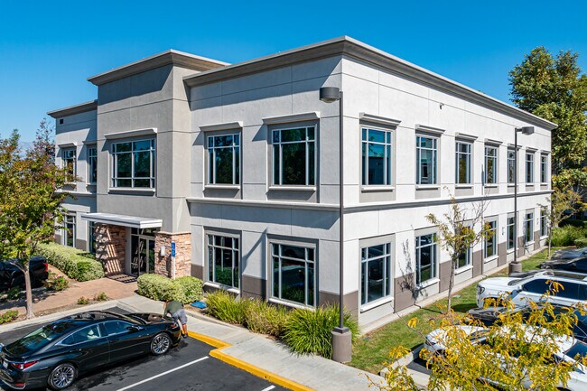 Plus de détails pour 5861 Pine Ave, Chino Hills, CA - Bureau à louer