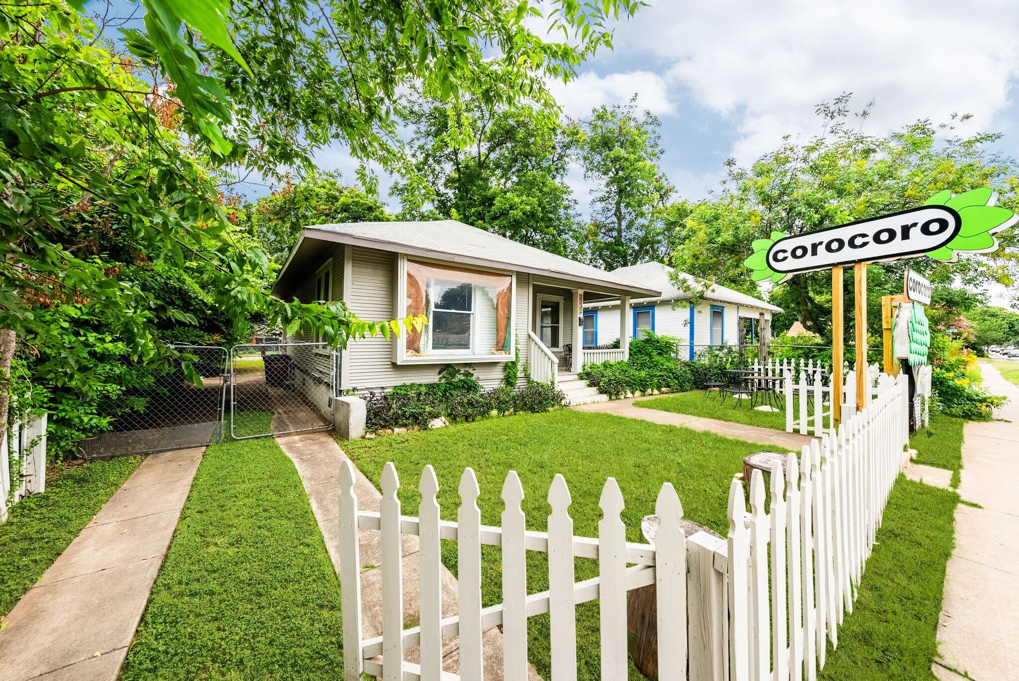 2032 E Cesar Chavez St, Austin, TX for lease Primary Photo- Image 1 of 26