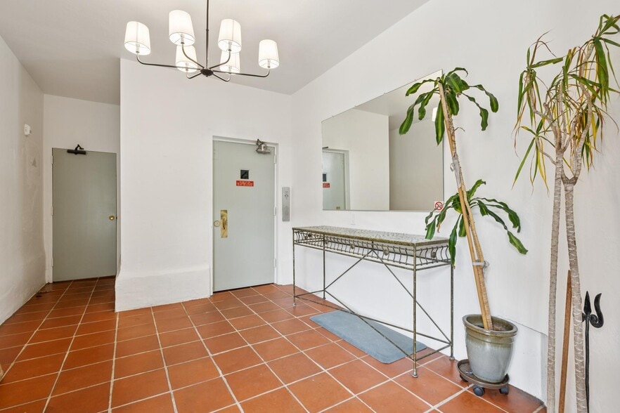 1321 Columbus Ave, San Francisco, CA for sale - Building Photo - Image 2 of 29