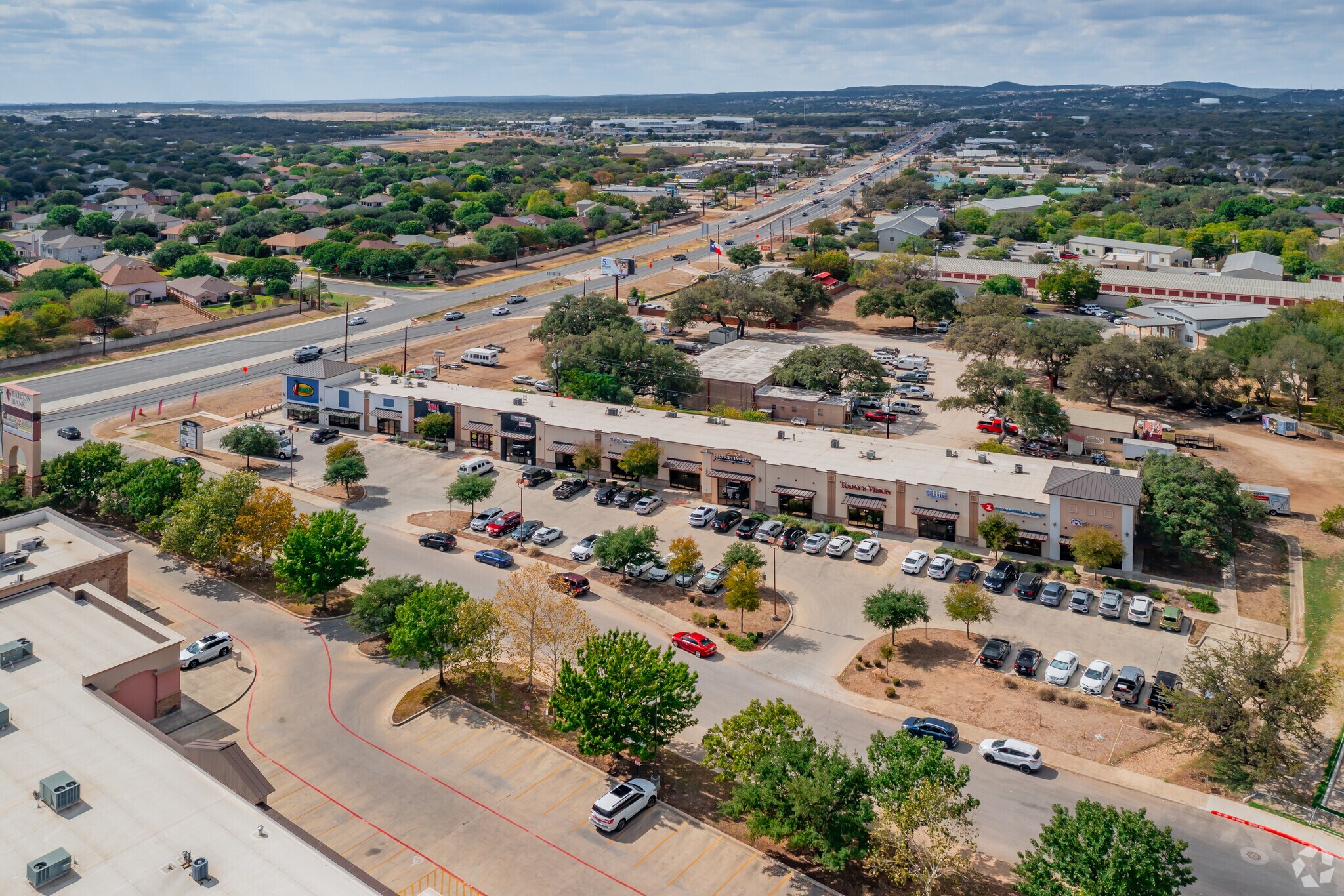 12030 Bandera Rd, Helotes, TX à louer Photo du bâtiment- Image 1 de 13