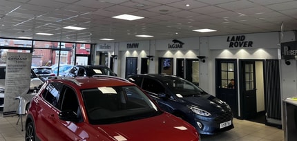 417-429 Buxton Rd, Stockport for lease Interior Photo- Image 1 of 2