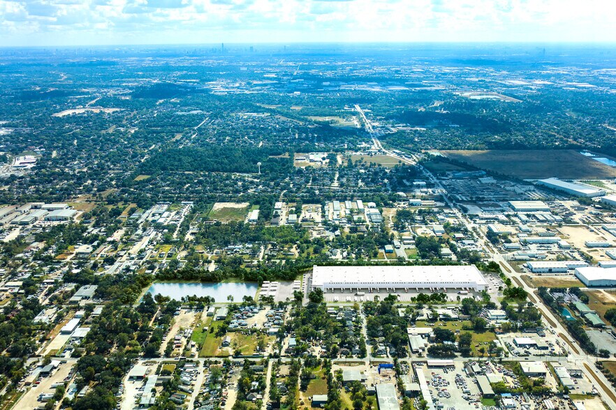 11892 N Houston Rosslyn Rd, Houston, TX à vendre - Photo du bâtiment - Image 2 de 3