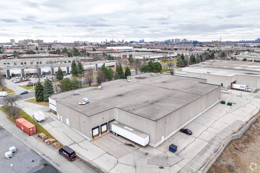 170 Alden Rd, Markham, ON for lease - Building Photo - Image 3 of 3