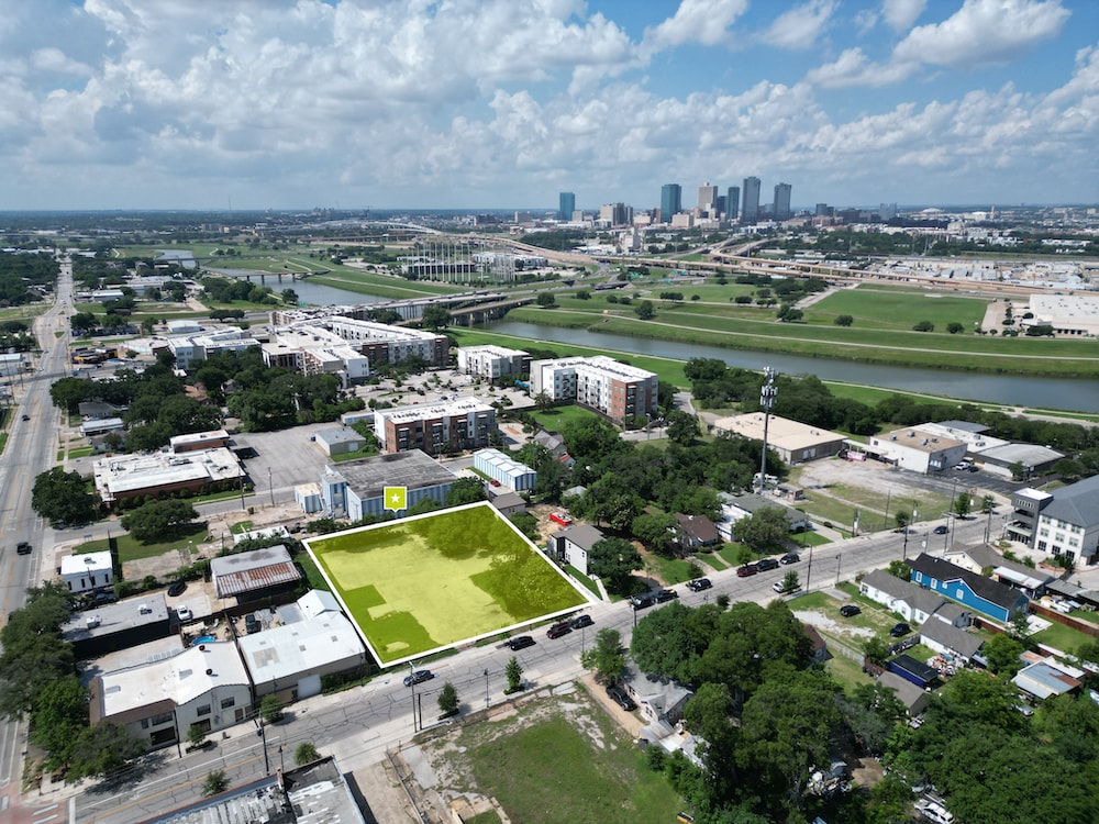 2512 - 2530 Race Fort Worth TX 76111 st, Fort Worth, TX for sale Building Photo- Image 1 of 10