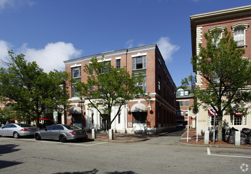 3 Pleasant St, Portsmouth, NH à vendre - Photo principale - Image 1 de 1