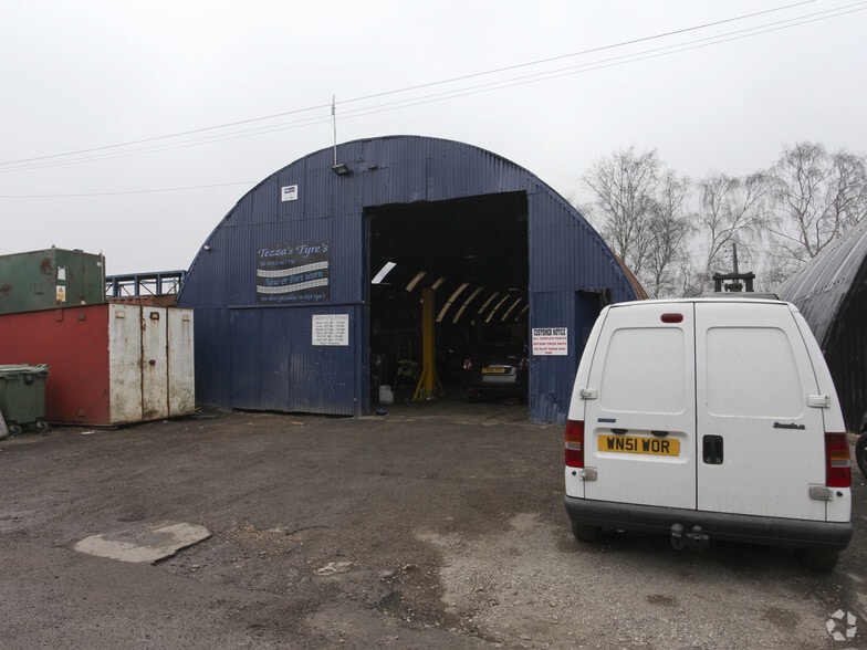 Boughton Industrial Estate, Boughton for sale - Building Photo - Image 2 of 2