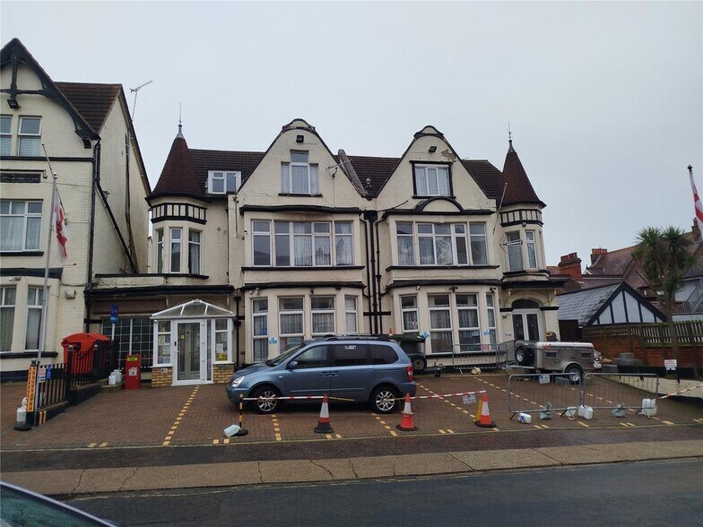 4 Grosvenor Rd, Westcliff On Sea à vendre - Photo du bâtiment - Image 1 de 21
