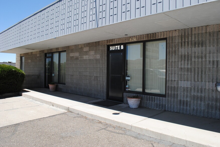 674 N Cedar St, Elko, NV for lease - Interior Photo - Image 1 of 3