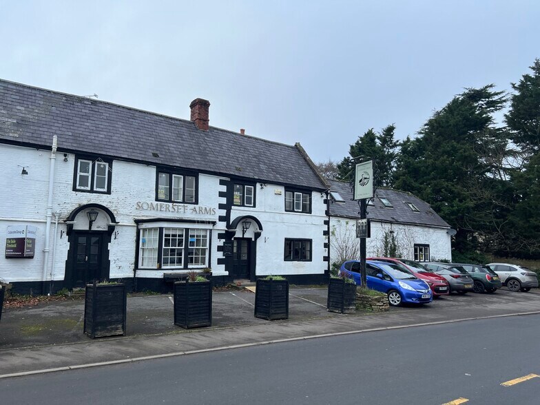 High St, Semington à vendre - Photo du bâtiment - Image 2 de 11