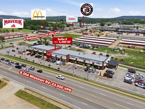 2111 S Old Missouri Rd, Springdale, AR for lease Interior Photo- Image 1 of 24