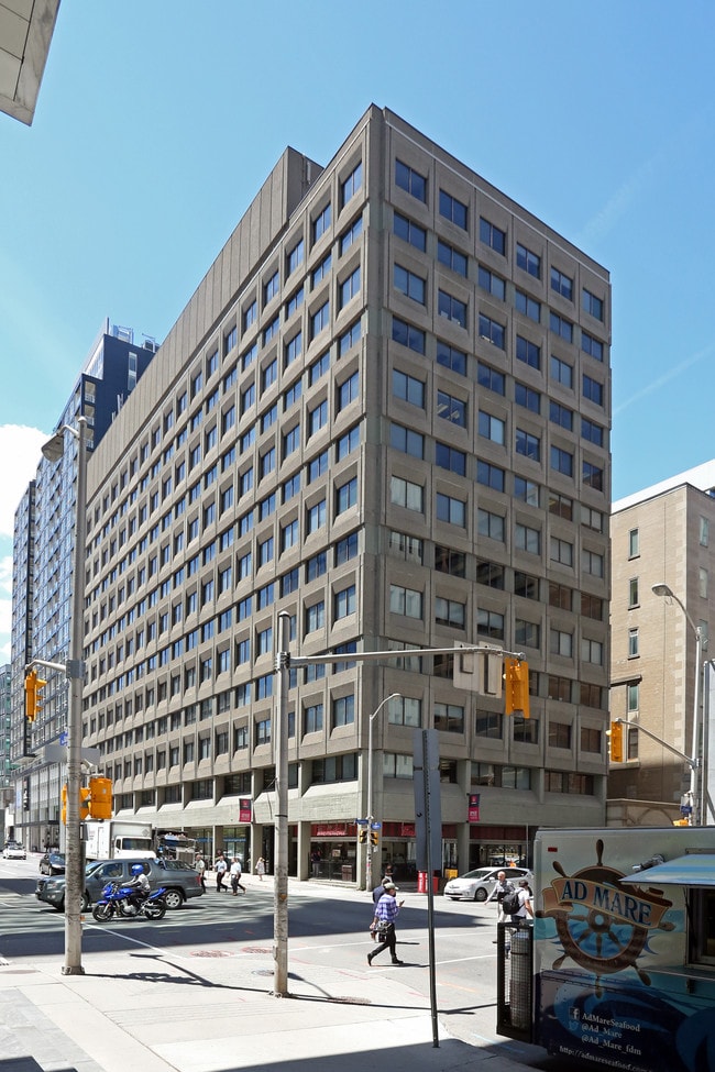 More details for 171 Slater St, Ottawa, ON - Office for Lease