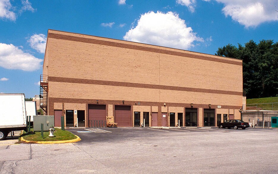 8817-8831 Monard Dr, Silver Spring, MD for lease - Building Photo - Image 2 of 4