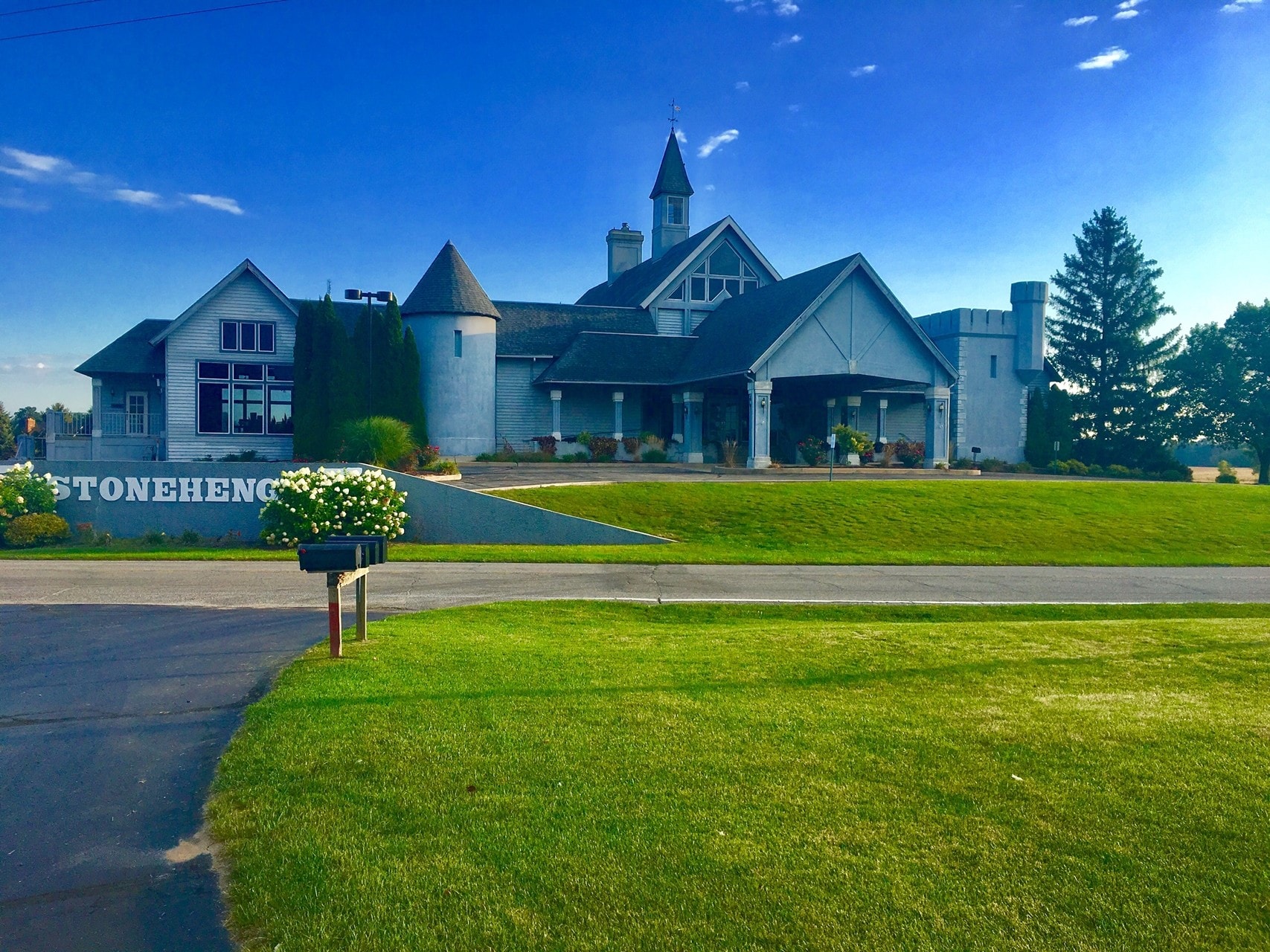 2850 E Pierceton Rd, Winona Lake, IN for lease Primary Photo- Image 1 of 12