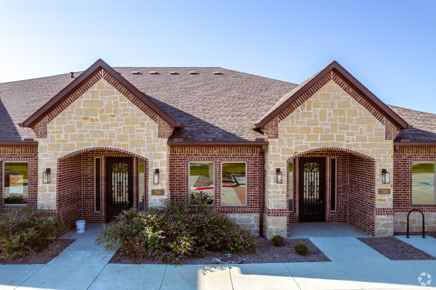 11655 Independence Pkwy, Frisco, TX à vendre - Photo du bâtiment - Image 3 de 4