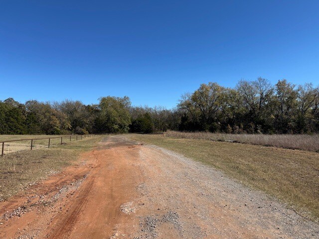 900 Fairgrounds Rd, Stillwater, OK for sale - Building Photo - Image 3 of 19