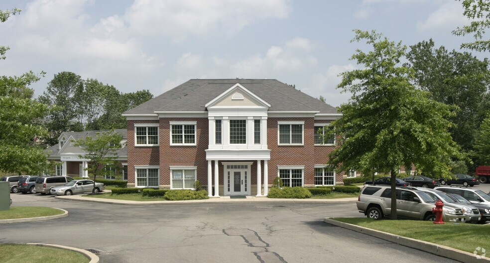 807 E Washington St, Medina, OH à louer - Photo du bâtiment - Image 2 de 7