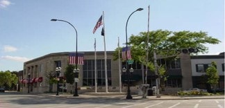 Plus de détails pour 135 Park Ave, Barrington, IL - Bureau à vendre