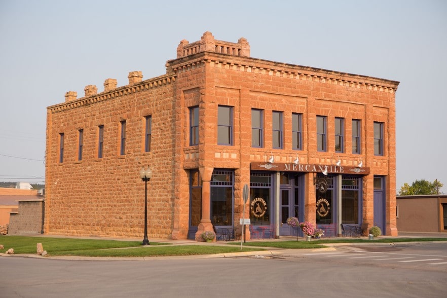 701 N 5th St, Spearfish, SD for sale - Building Photo - Image 2 of 20