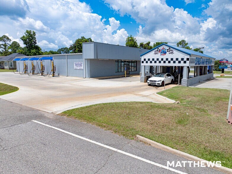409 E 3rd St, Donalsonville, GA à vendre - Photo du bâtiment - Image 2 de 3