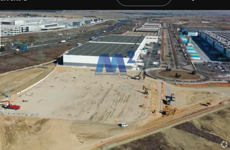 Industrial in Getafe, Madrid for lease - Primary Photo - Image 1 of 2