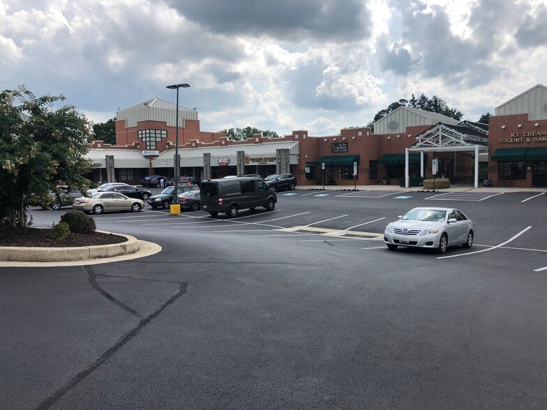 1496 Reisterstown Rd, Pikesville, MD for lease - Building Photo - Image 2 of 9