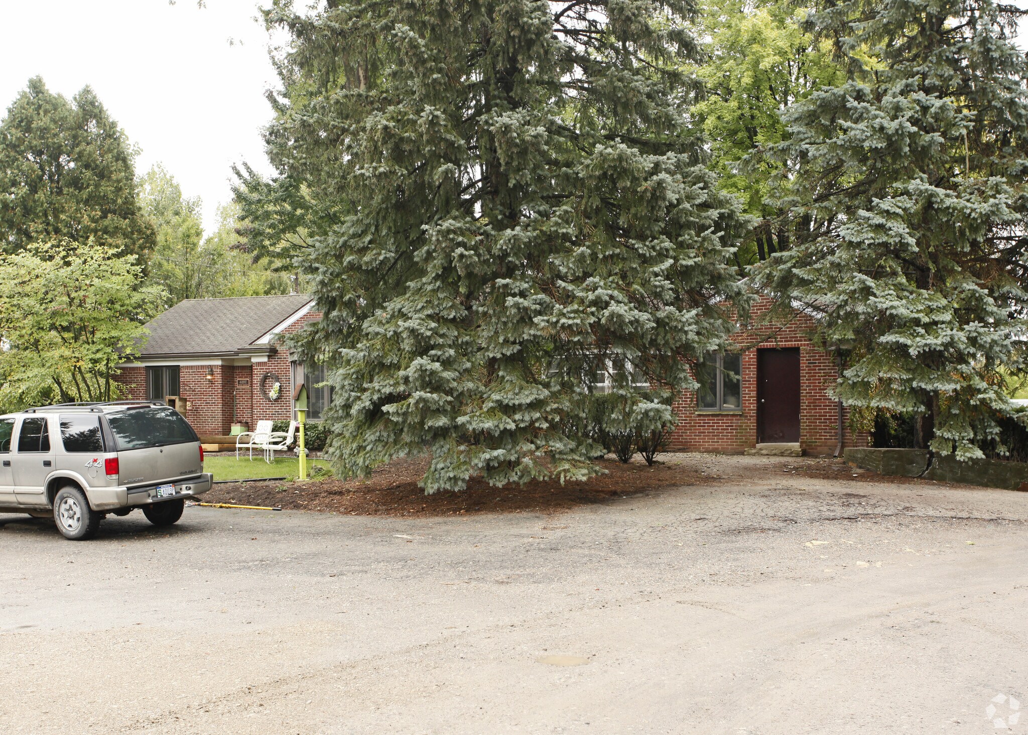 48197 West Rd, Wixom, MI for sale Primary Photo- Image 1 of 3