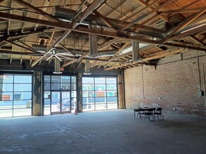 712 Fulton St, Fresno, CA for lease Interior Photo- Image 2 of 11